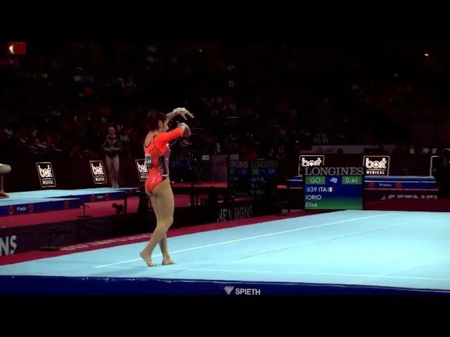 Elisa Iorio · Floor