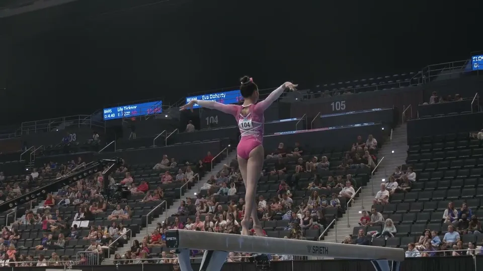 Kylie Smith · Beam