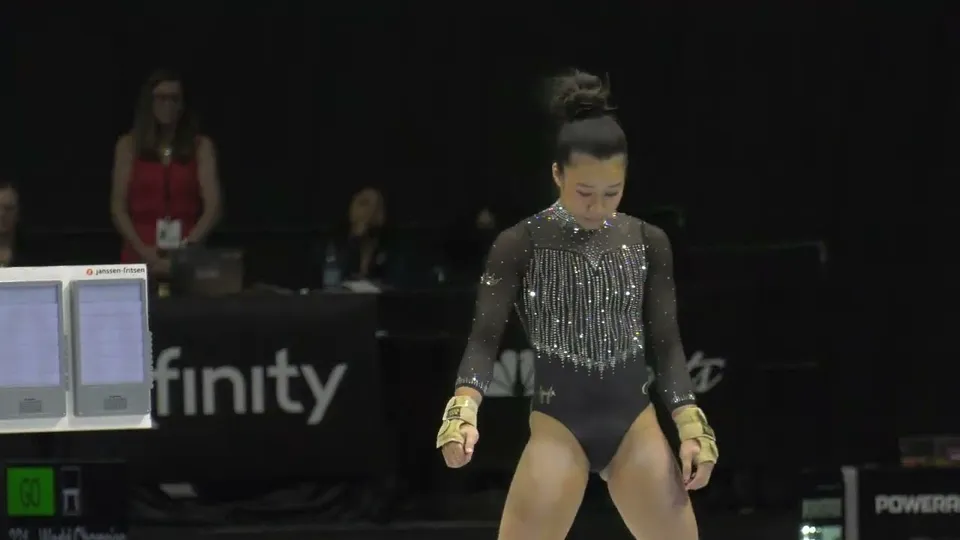 Jayla Hang · Vault