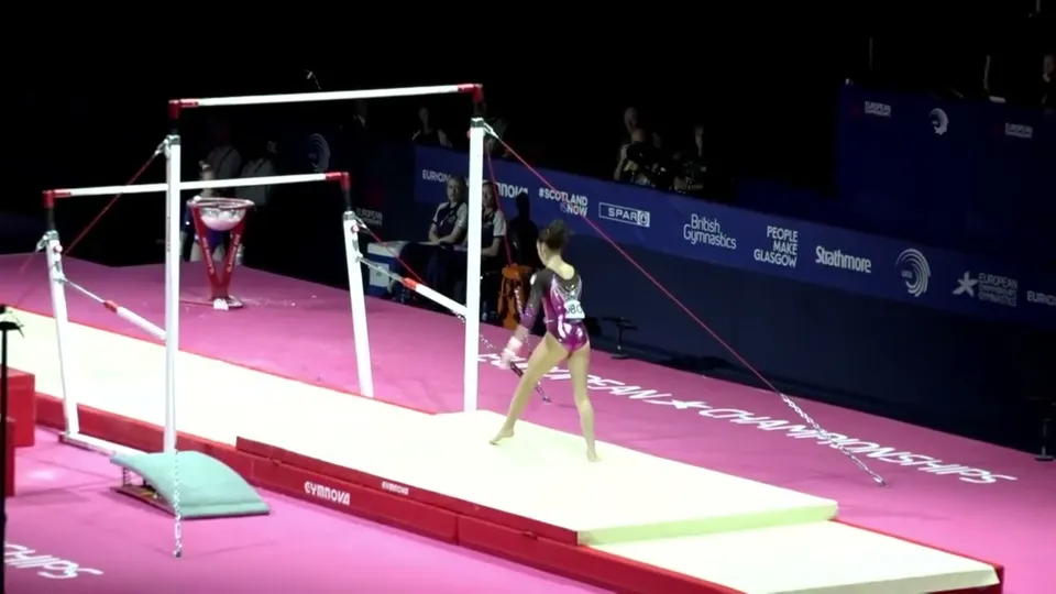 Elisa Iorio · Bars
