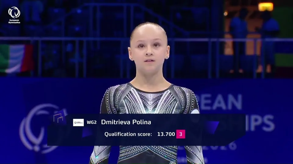 Polina Dmitrieva · Bars
