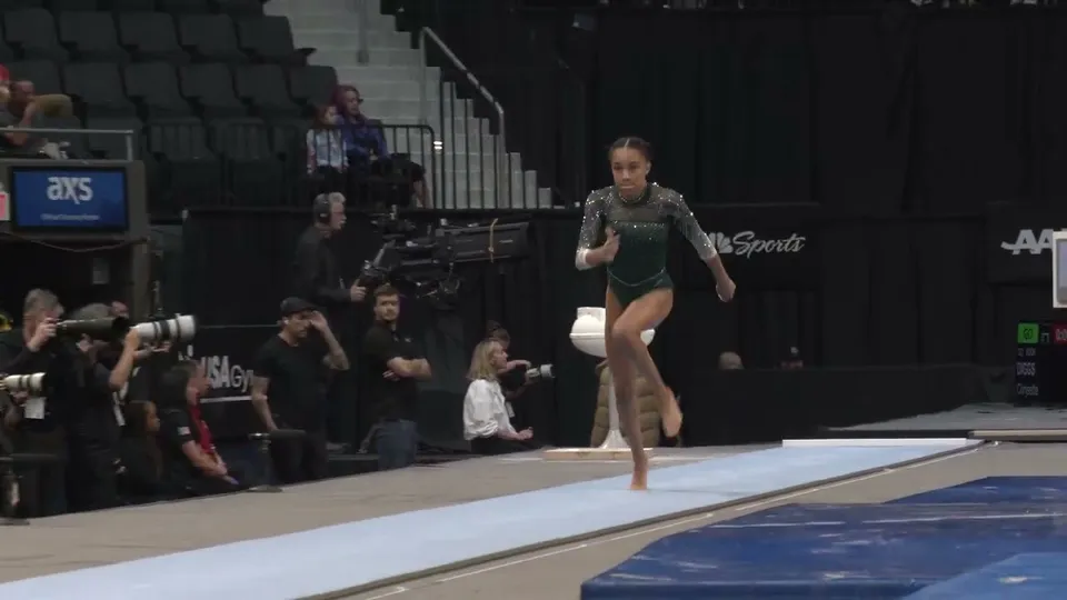 Sydney Williams · Vault