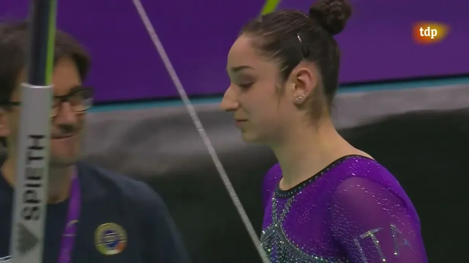 Elisa Iorio · Bars