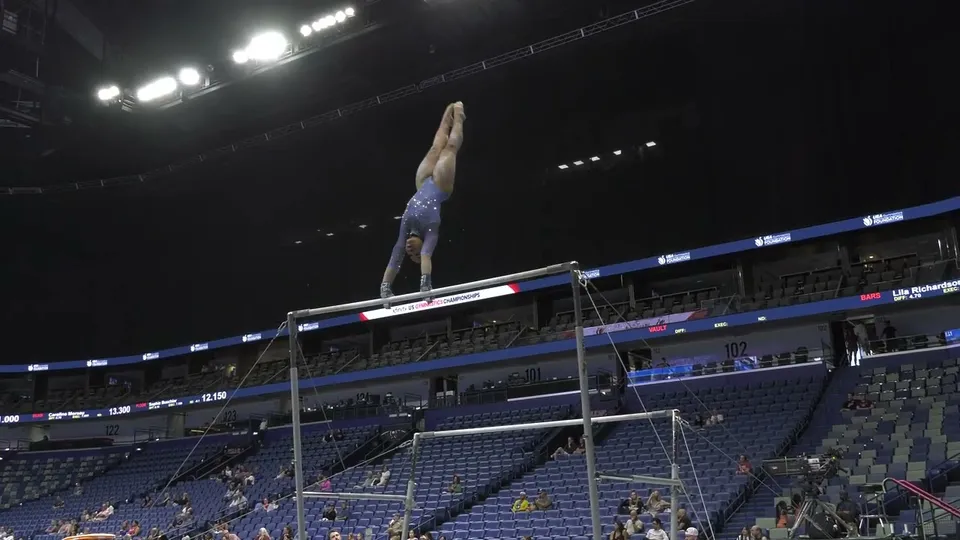 Trinity Wood · Bars