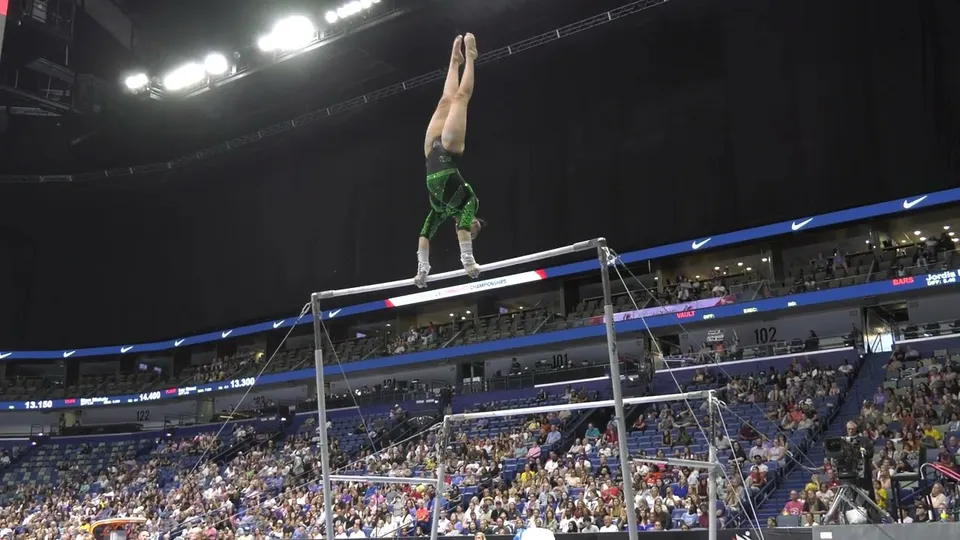 Tiana Sumanasekera · Bars
