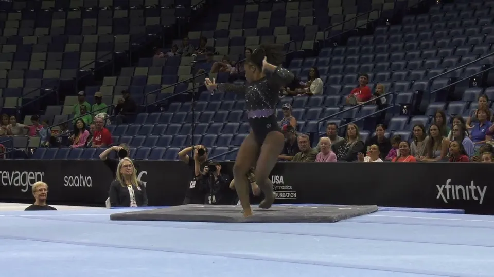 Amia Pugh-Banks · Floor